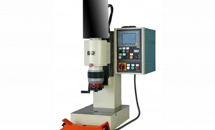 automatic riveting machine